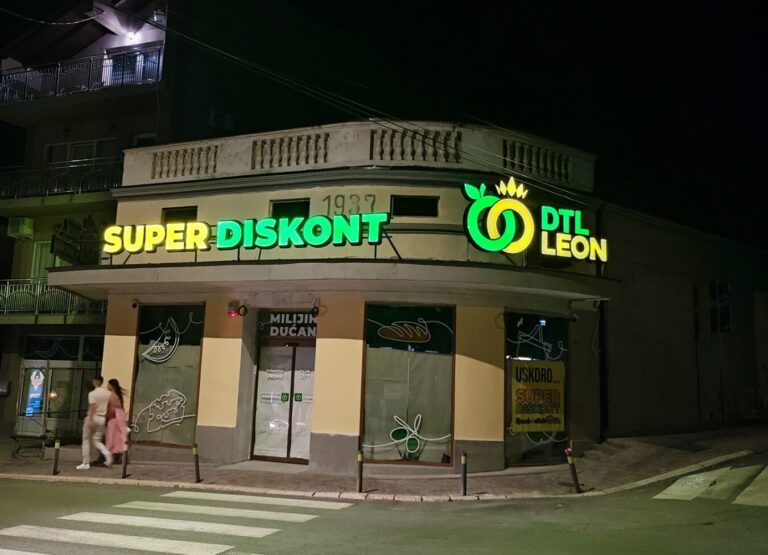 leon-naslovna